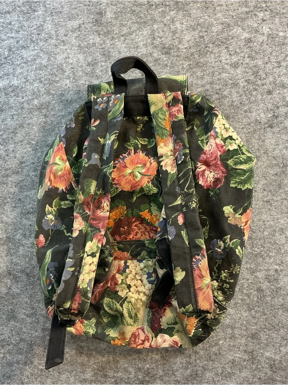 Pacific connections Vintage Floral Canvas Backpack - Black Green Rose Print